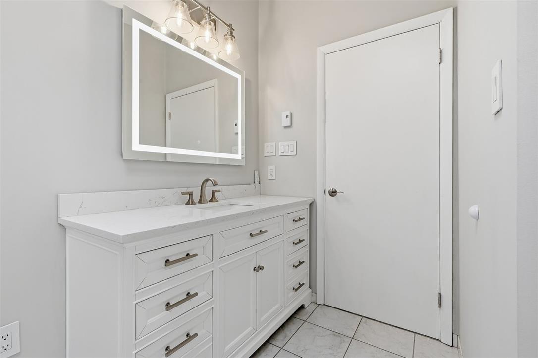 21 Park Avenue Property Photo 27