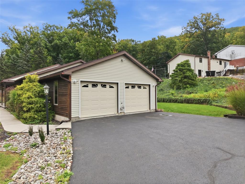 21 Park Avenue Property Photo 47