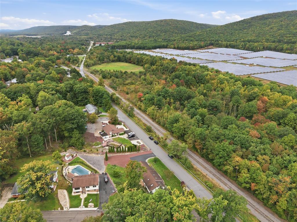 21 Park Avenue Property Photo 68