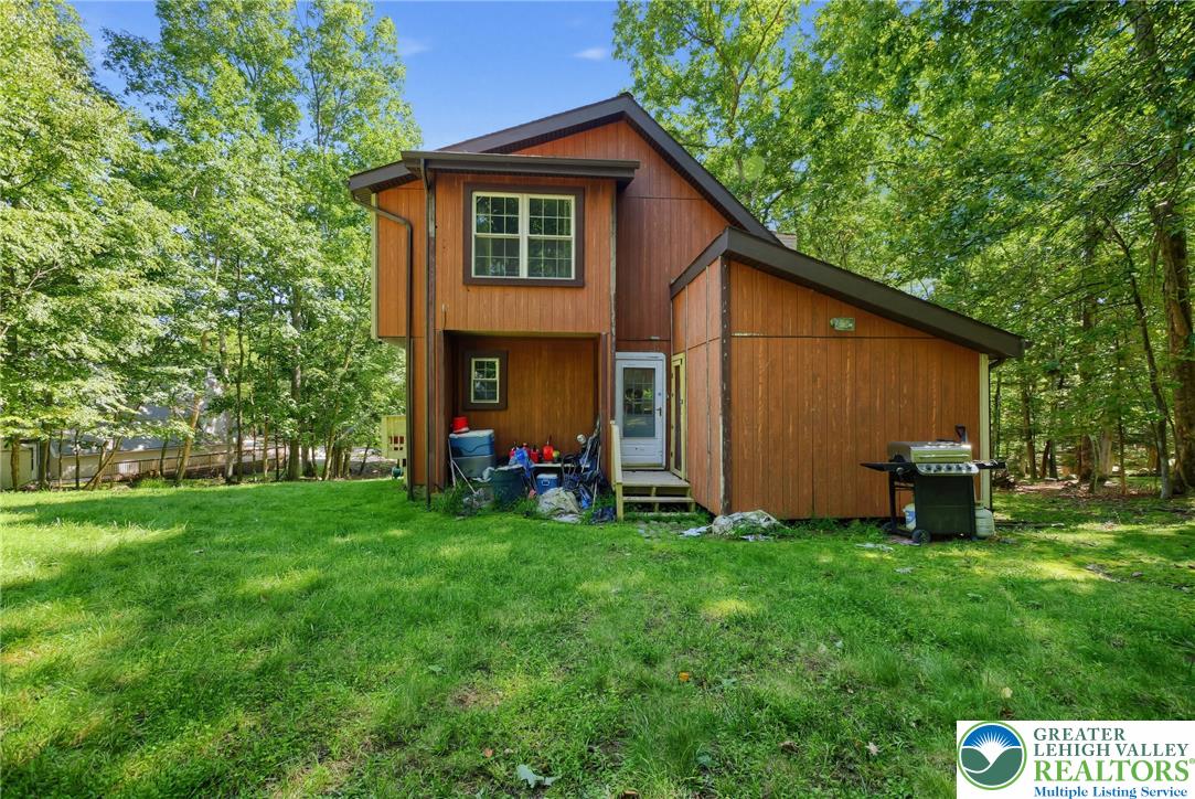 3511 Acorn Circle Property Photo 2