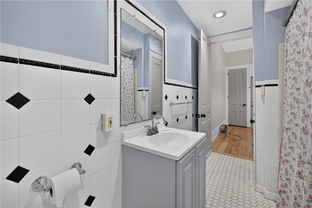 317 North 10th Street Property Photo 9