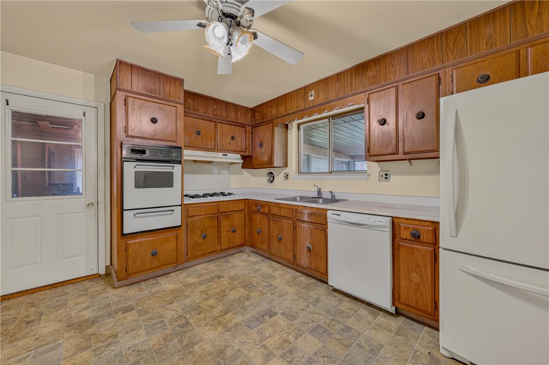 7485 Catalpa Drive Property Photo 10