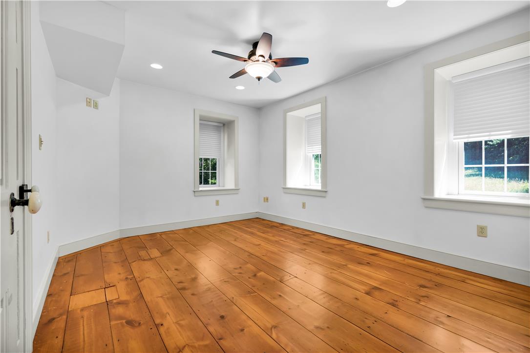 2408 Applewood Drive Property Photo 14