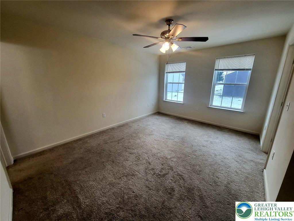 2153 South Poplar Street Property Photo 10