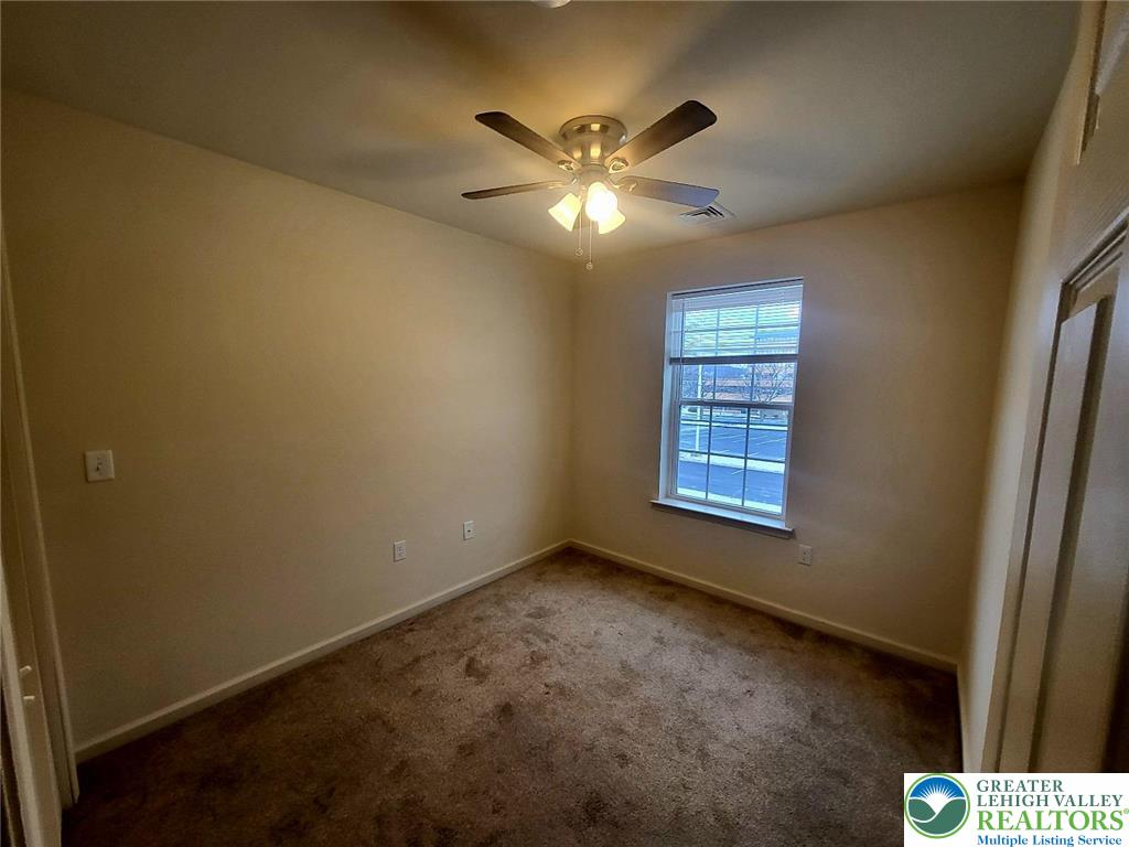 2153 South Poplar Street Property Photo 15