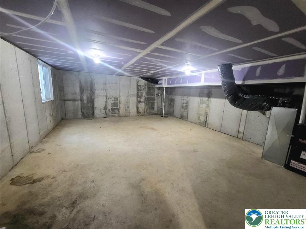 2153 South Poplar Street Property Photo 18