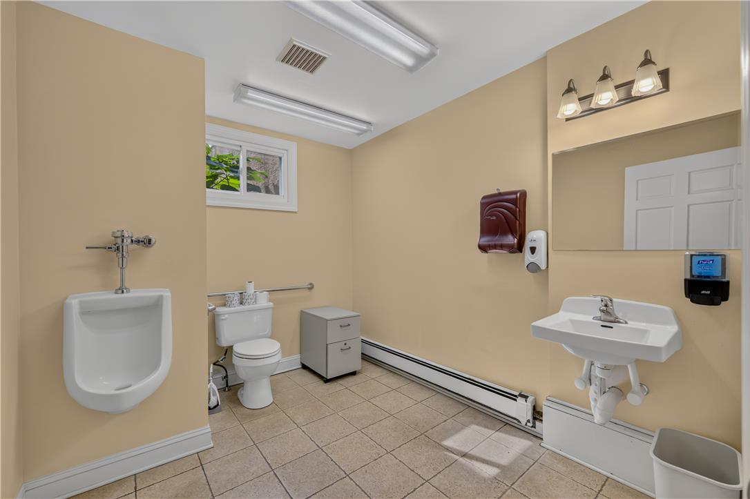 808 Packer Street Property Photo 23