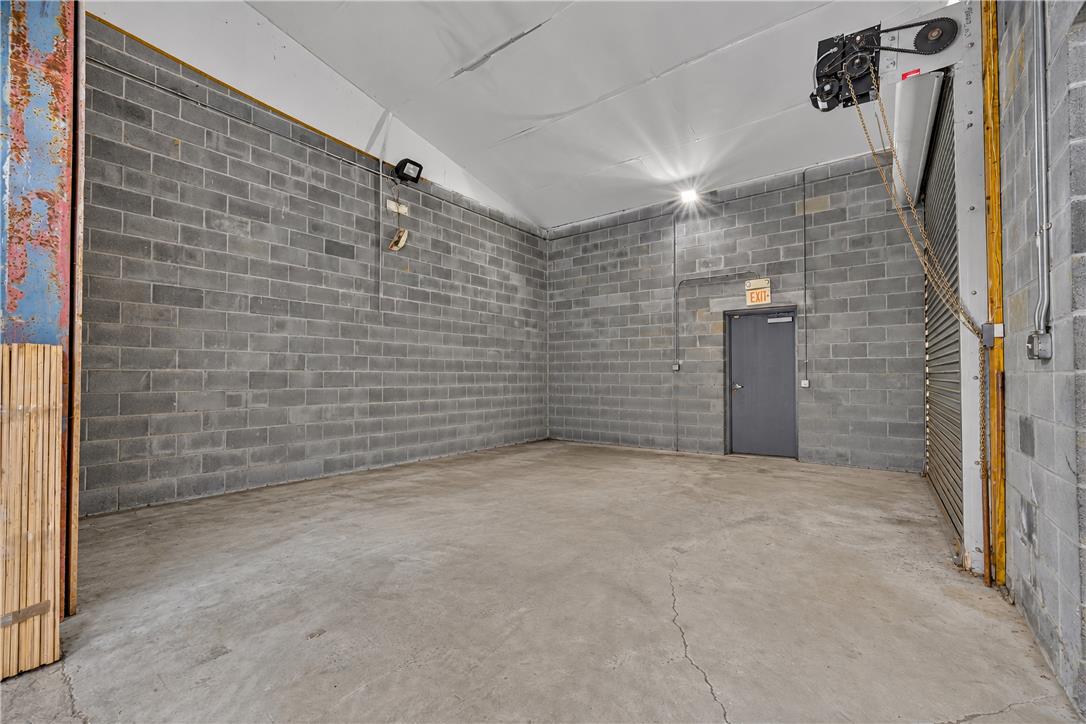 808 Packer Street Property Photo 32