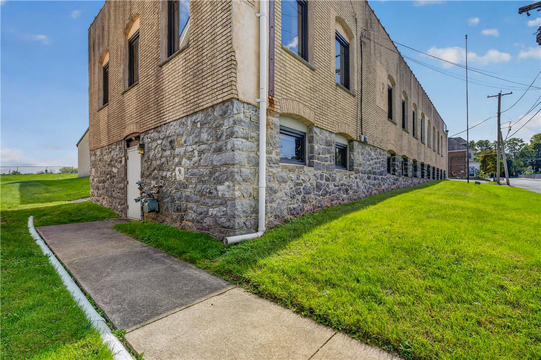 808 Packer Street Property Photo 35