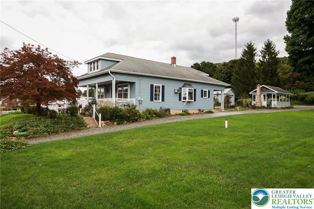 6373 Chestnut Street Property Photo 2