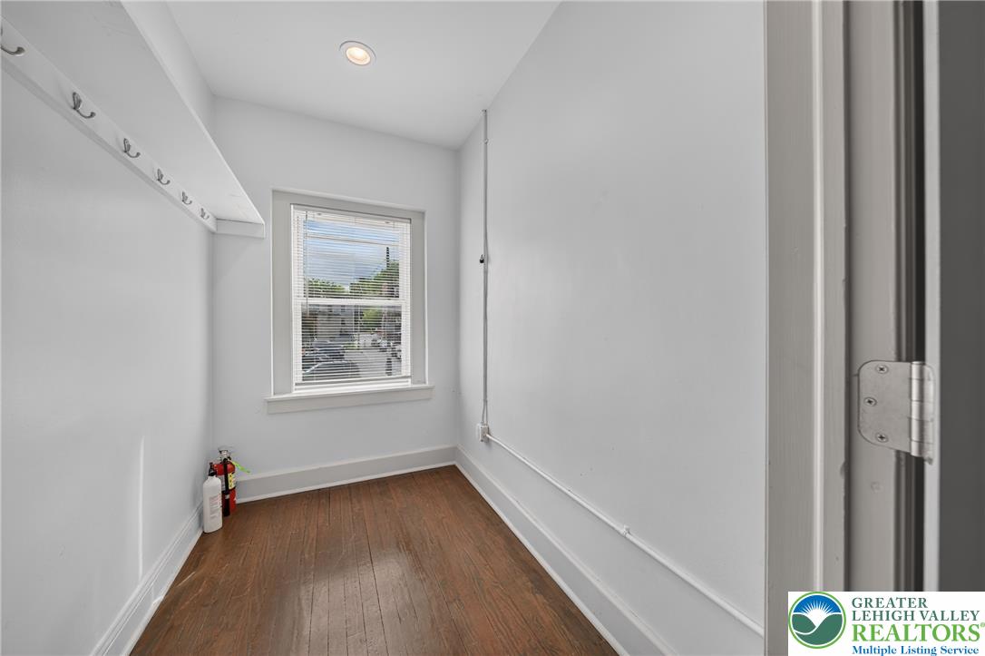 428 Northampton Street 2r Property Photo 8