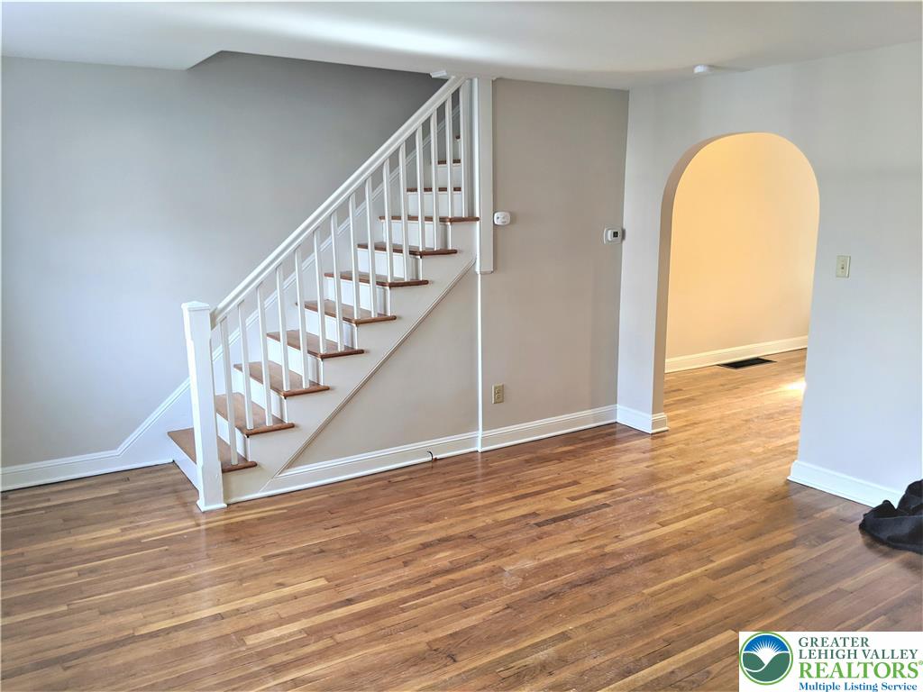 703 Spring Street Property Photo 4