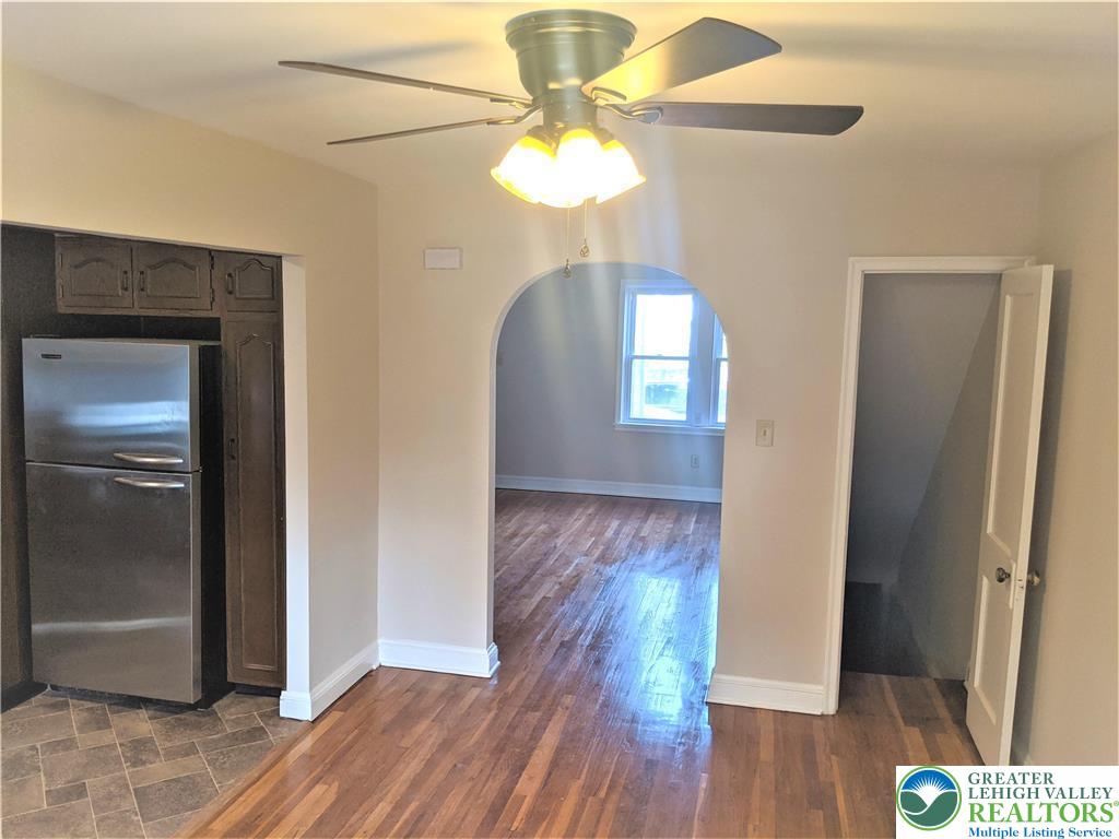 703 Spring Street Property Photo 6