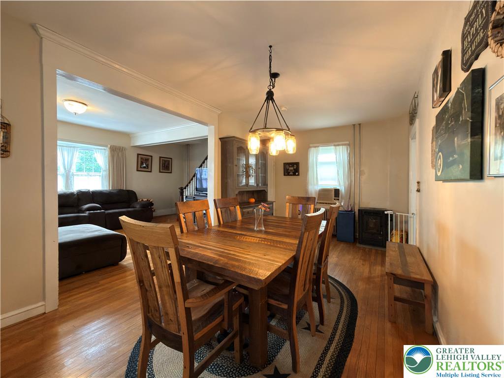 511 South Broadway Property Photo 11