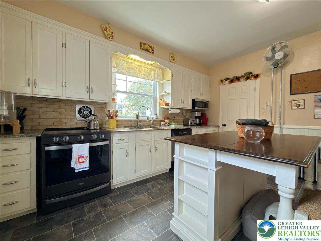 511 South Broadway Property Photo 14
