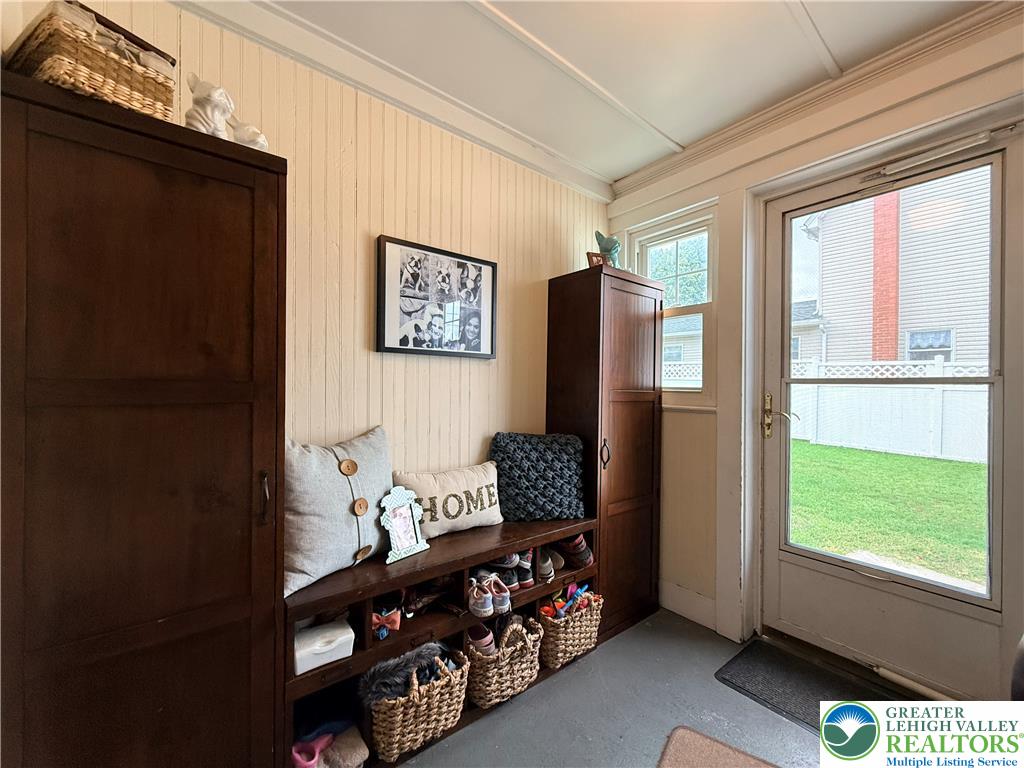 511 South Broadway Property Photo 18