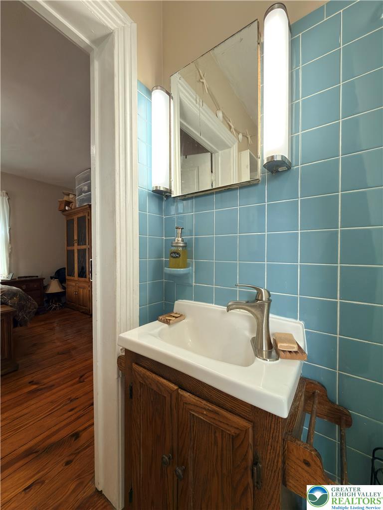 511 South Broadway Property Photo 33