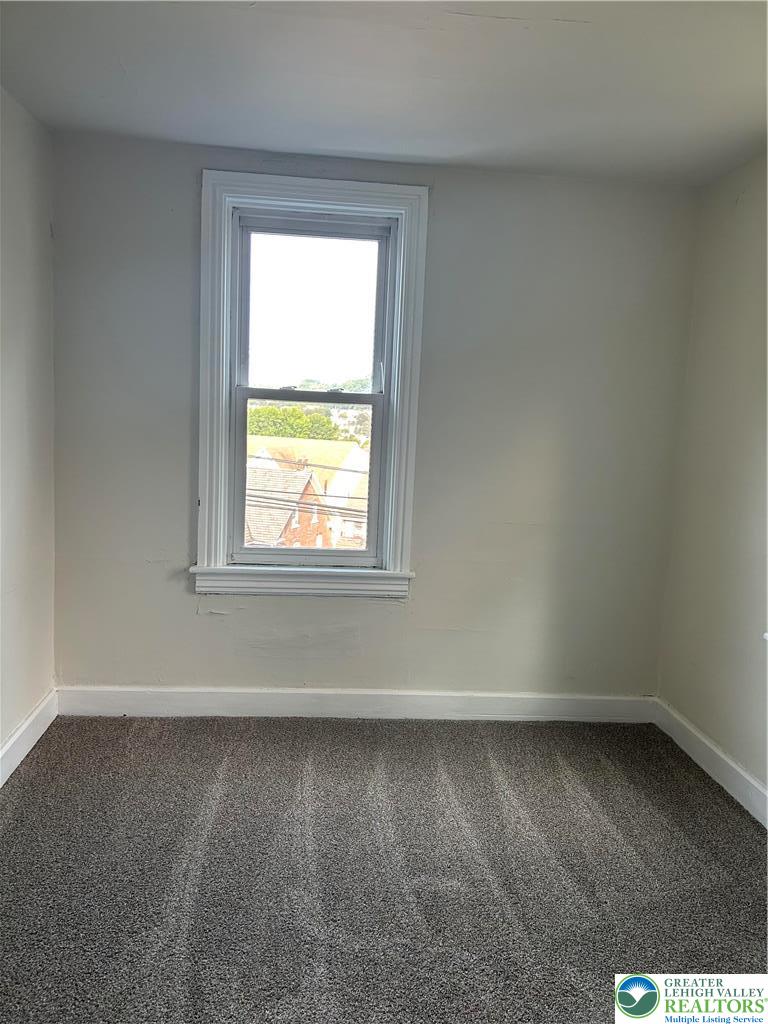 901 Vernon Street Property Photo 11