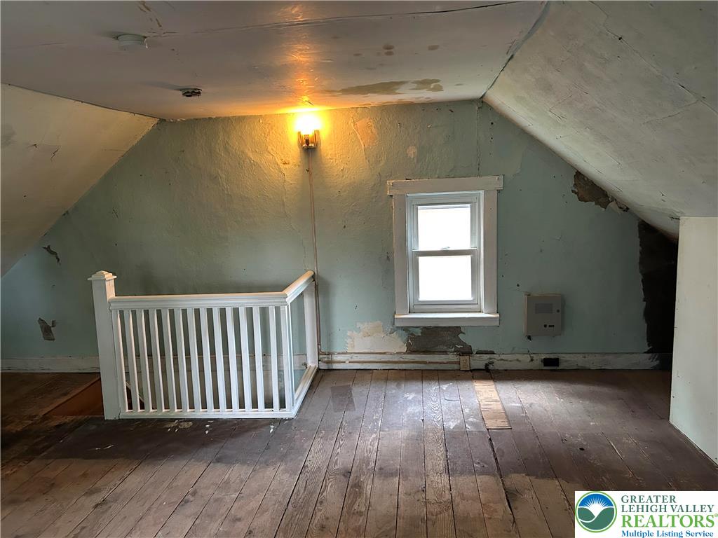 901 Vernon Street Property Photo 18