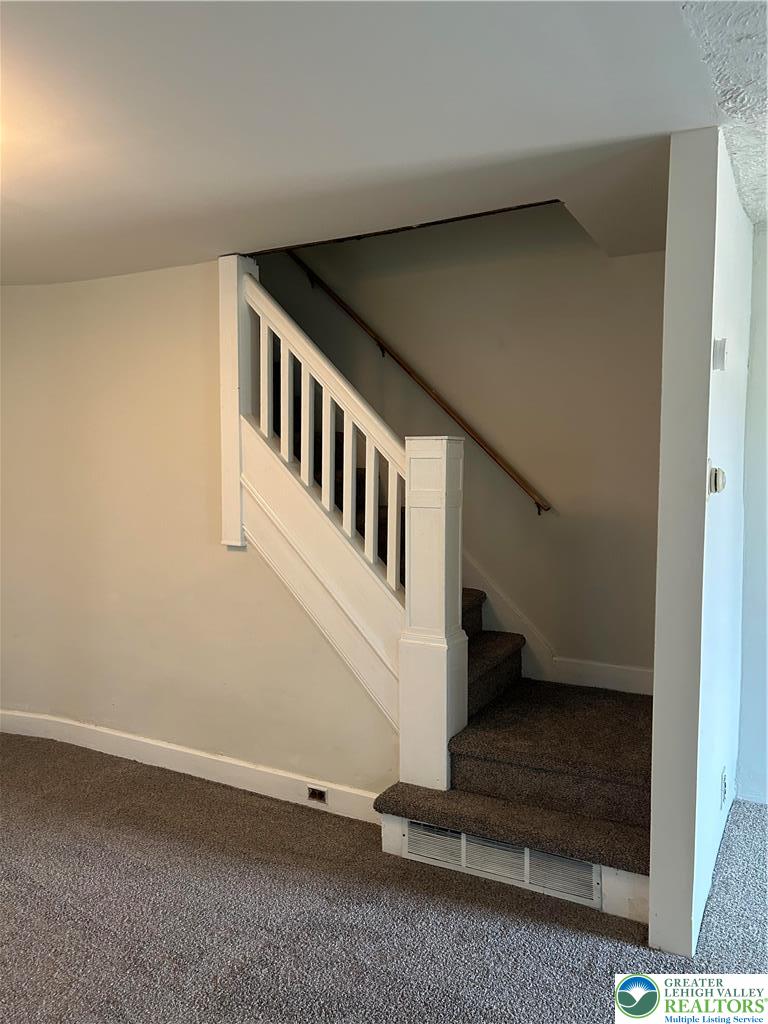 901 Vernon Street Property Photo 21