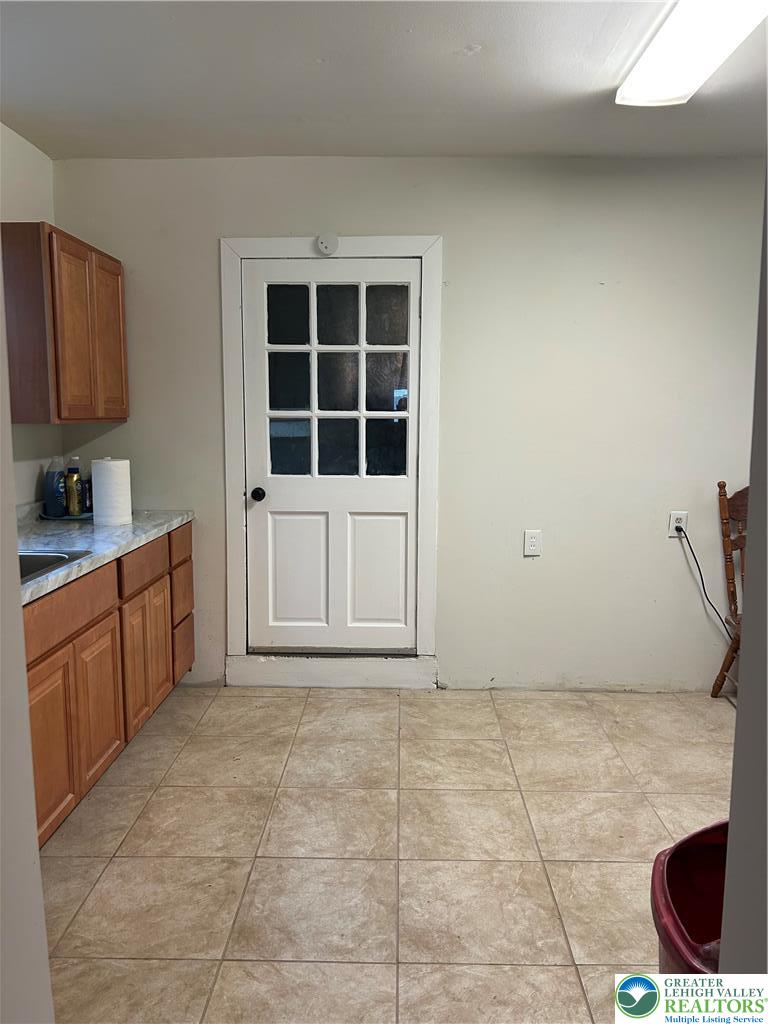 901 Vernon Street Property Photo 22