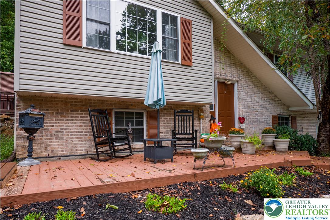 2362 Springtown Hill Road Property Photo 2