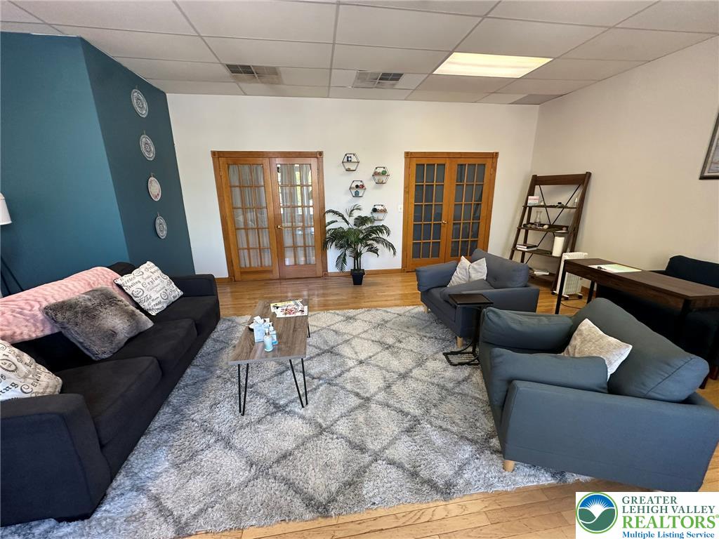 14 Centre Square 2 Property Photo 10