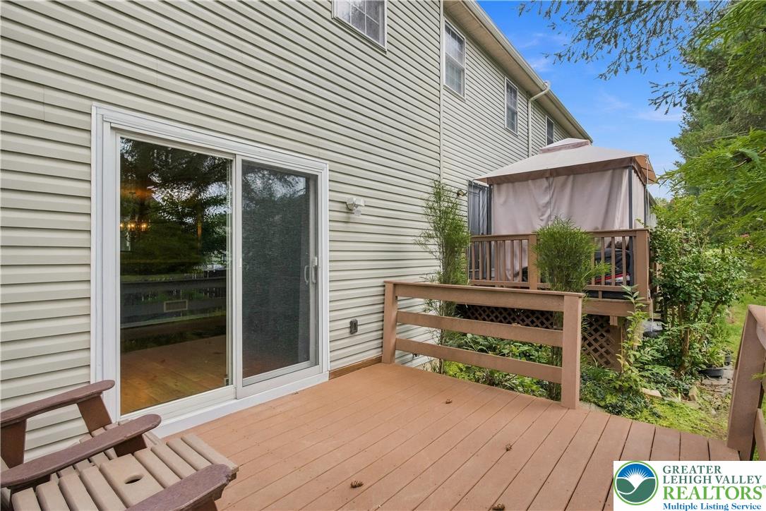 1058 Fredrick Blvd Property Photo 24