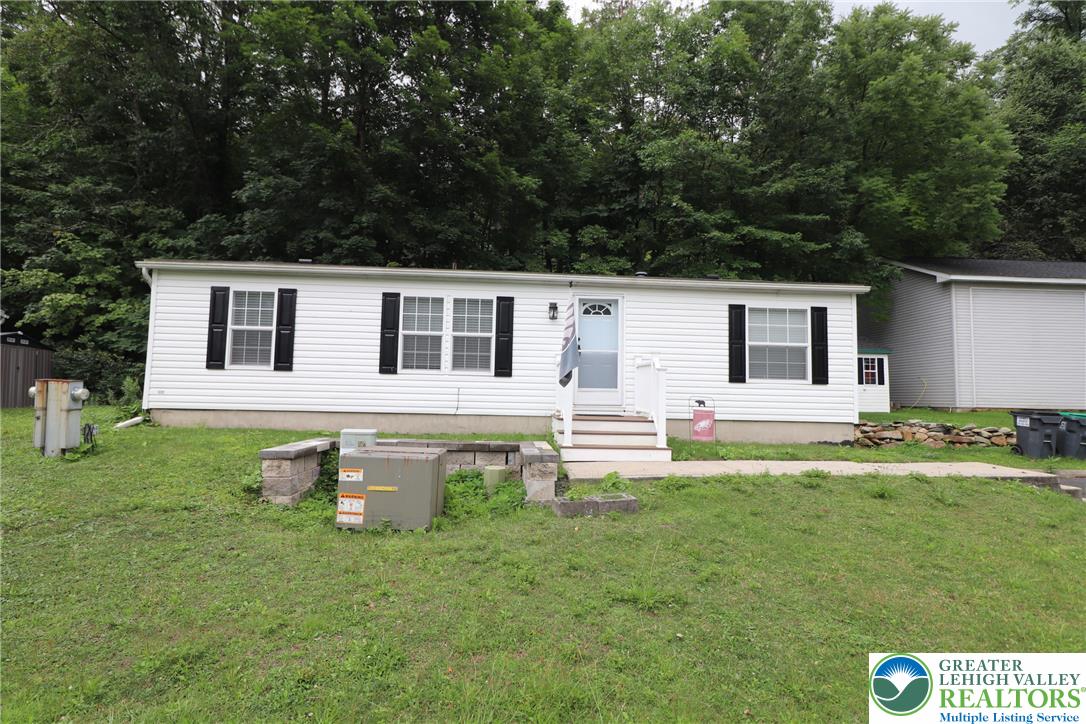 1215 Blue Mountain Circle Property Photo 2
