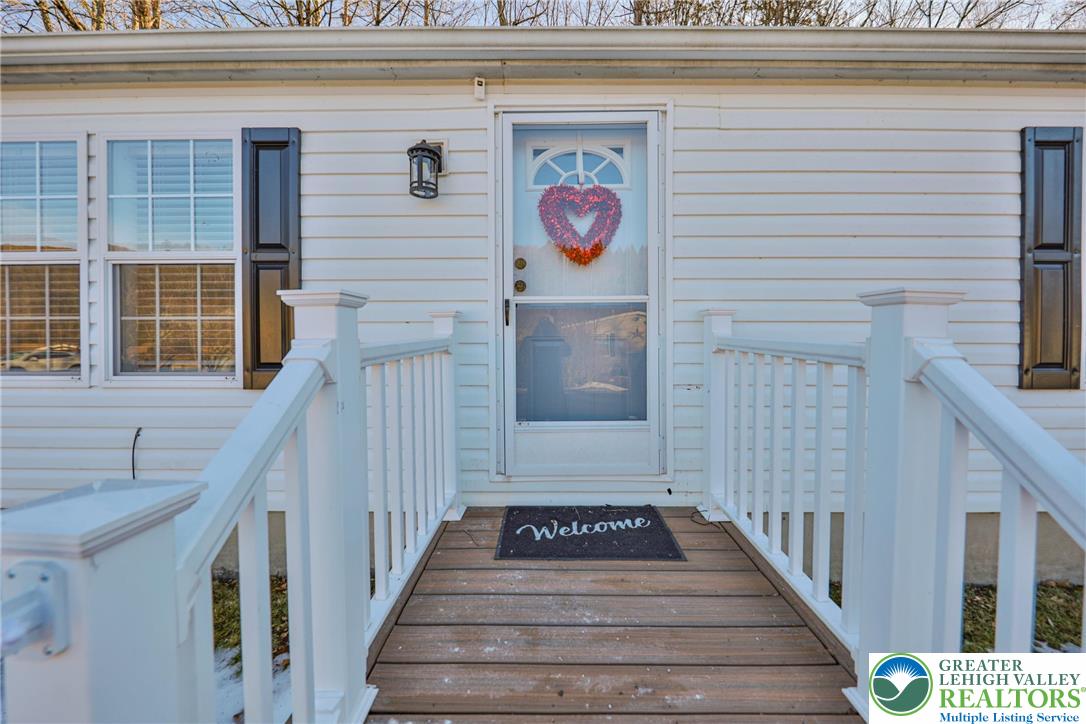 1215 Blue Mountain Circle Property Photo 4