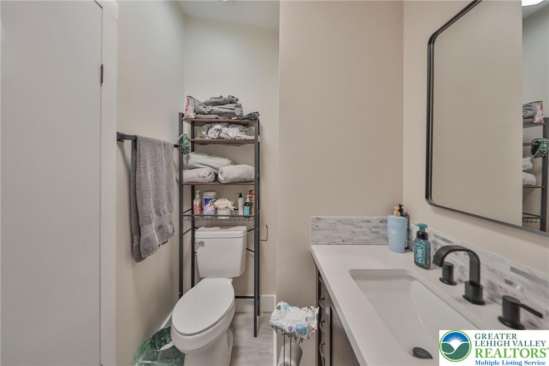 1215 Blue Mountain Circle Property Photo 26