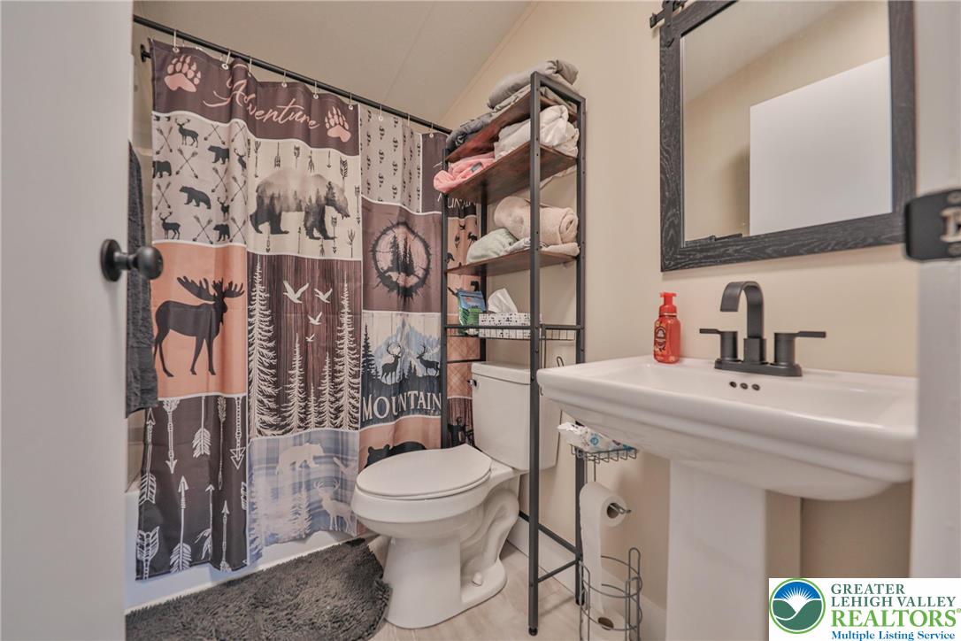 1215 Blue Mountain Circle Property Photo 29