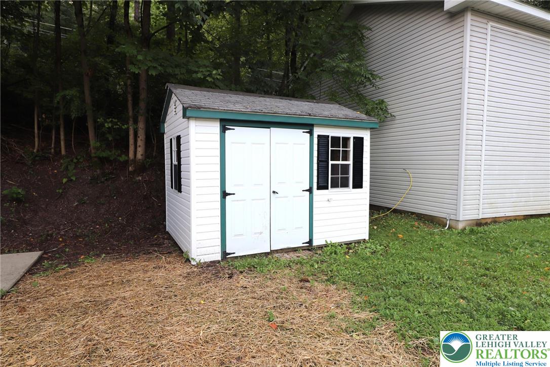 1215 Blue Mountain Circle Property Photo 42