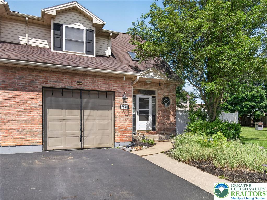 2580 Lower Way Property Photo 3