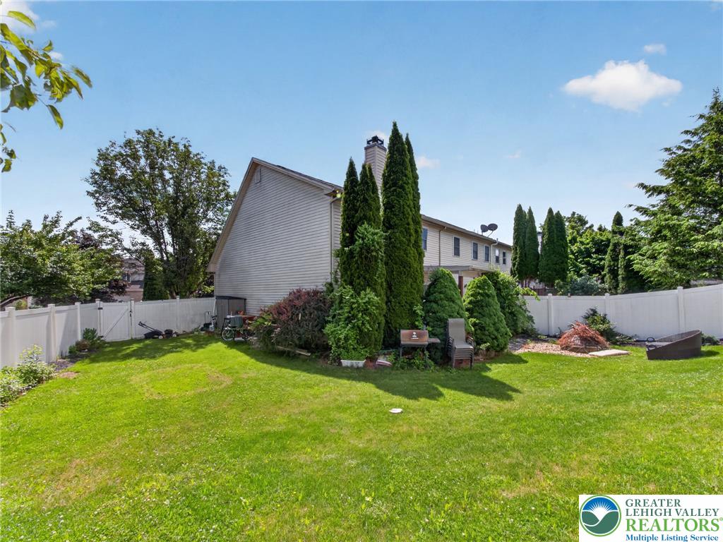 2580 Lower Way Property Photo 6