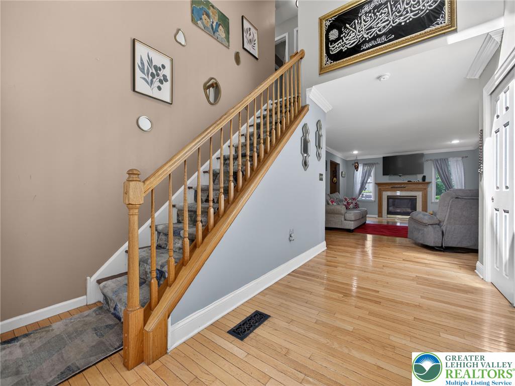 2580 Lower Way Property Photo 11