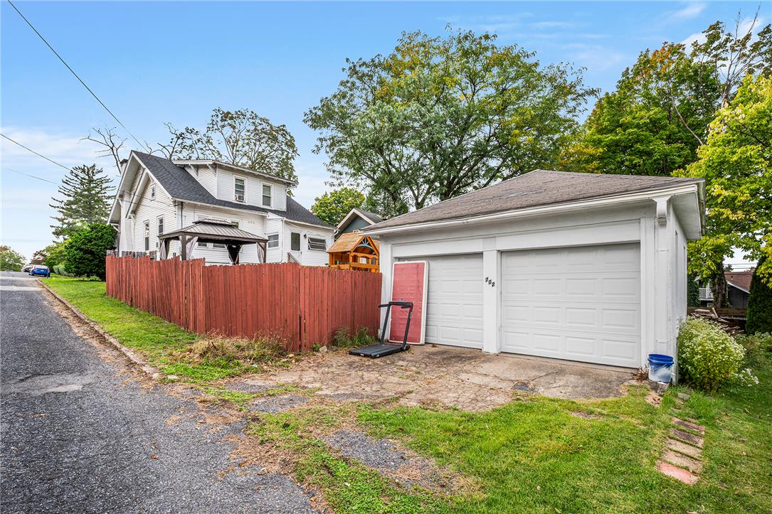 702 Highland Avenue Property Photo 35