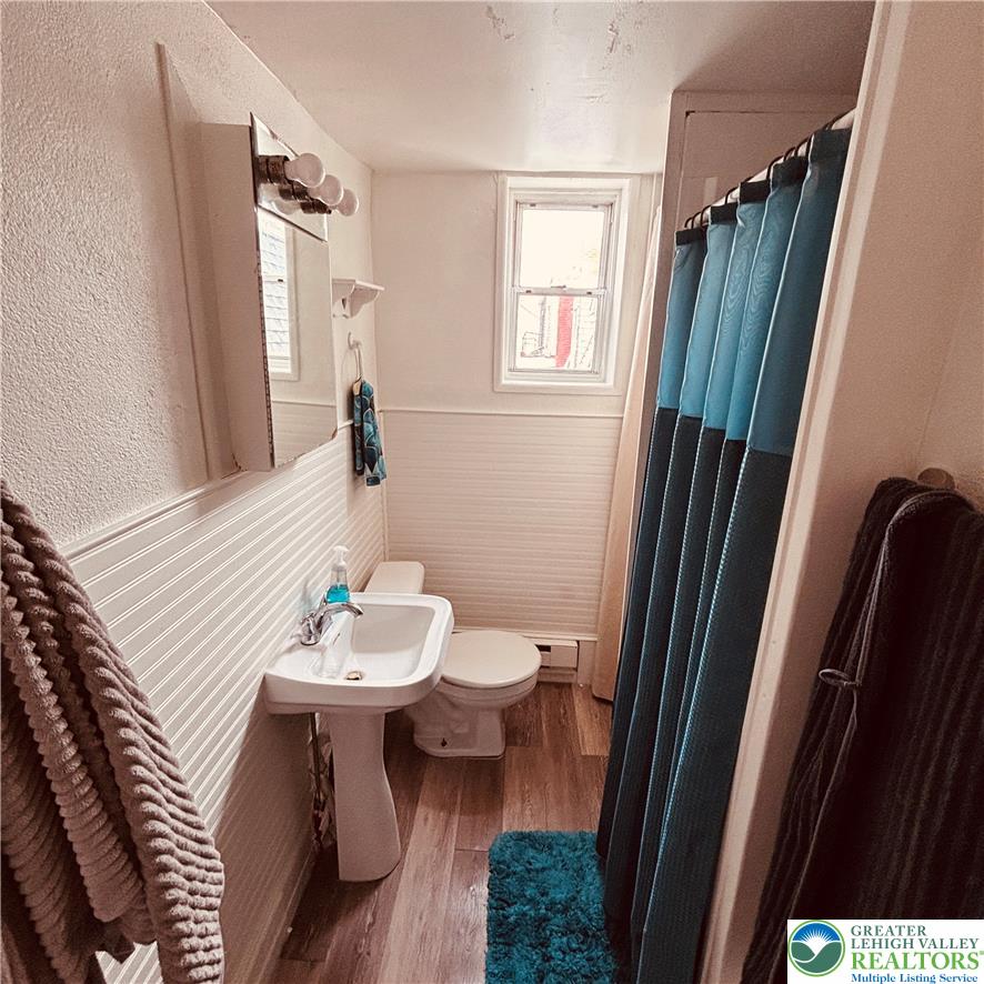 34 Penn Street South Property Photo 6