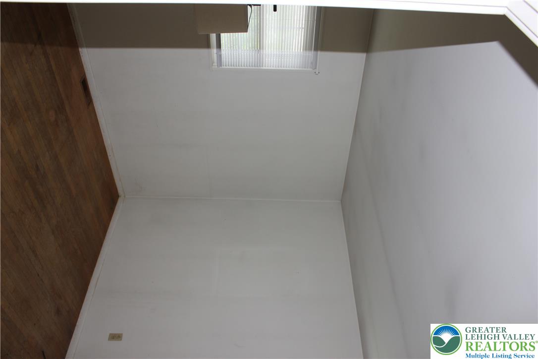 2104 Pinehurst Road Property Photo 17