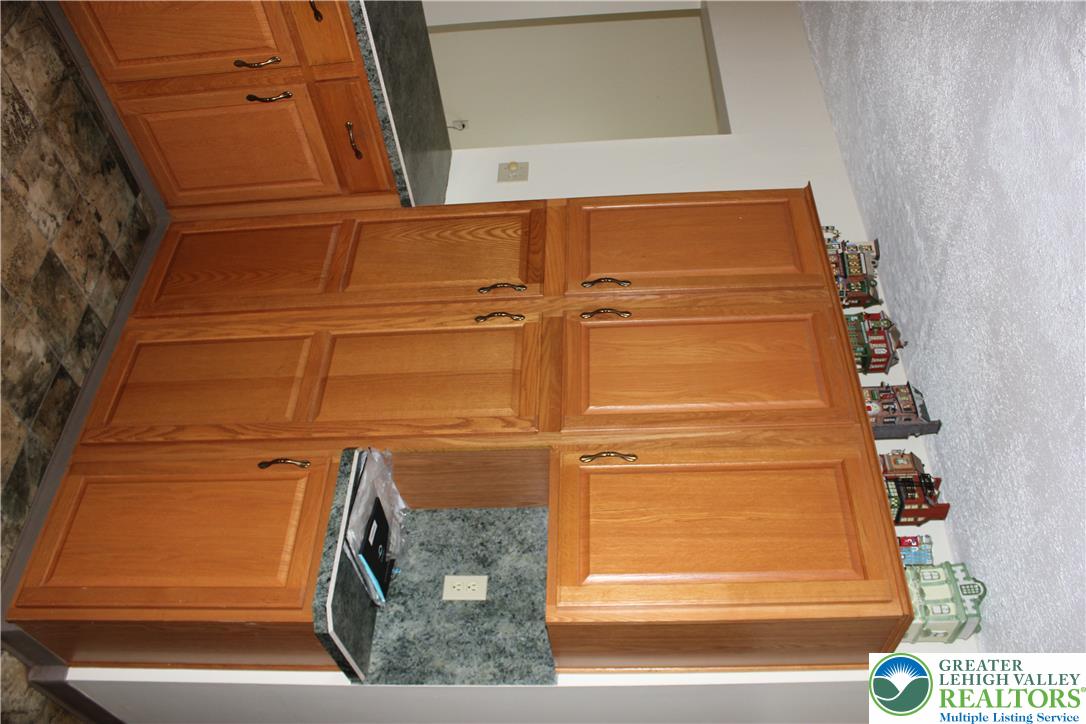 2104 Pinehurst Road Property Photo 24