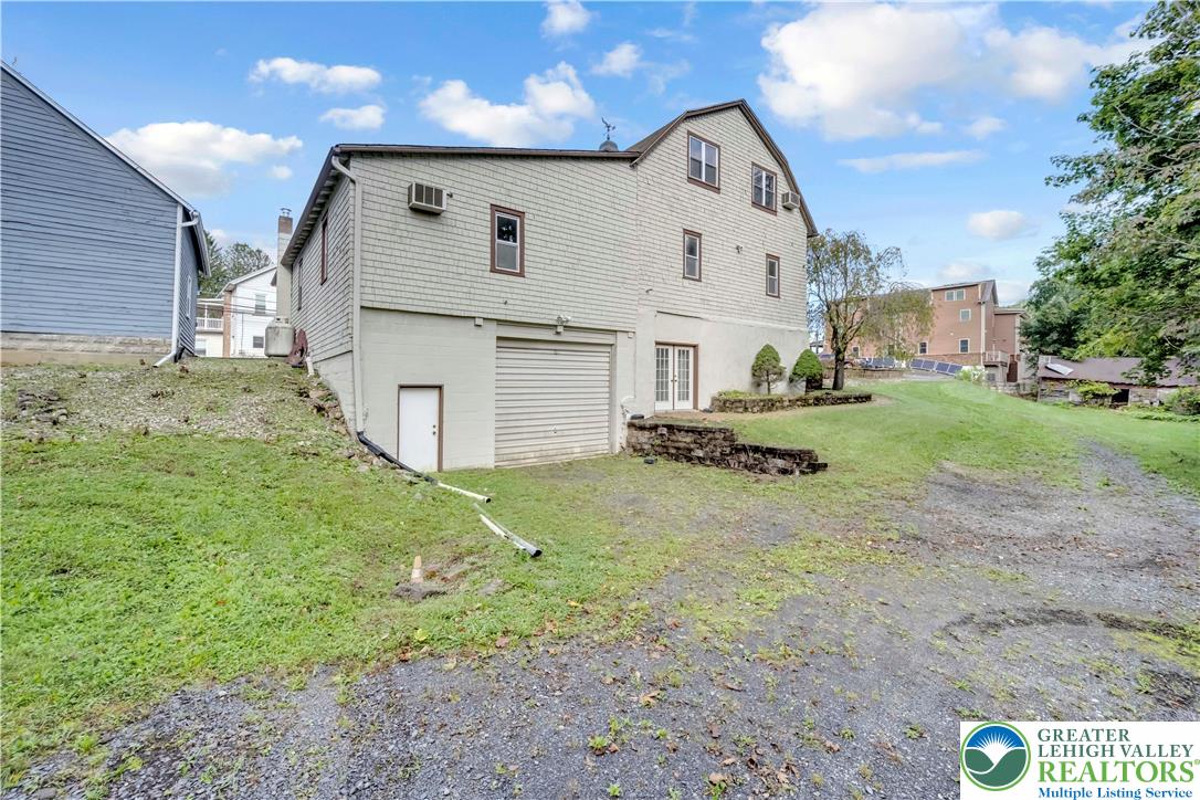 108 Scenic Drive Property Photo 10