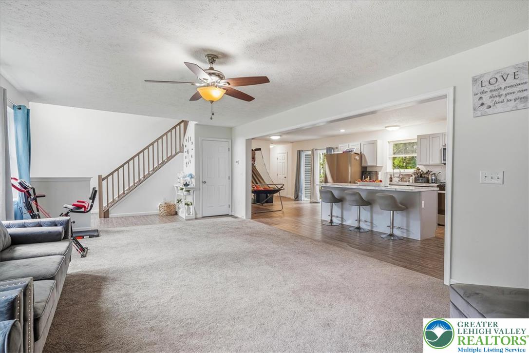 425 Scotch Pine Drive Property Photo 16