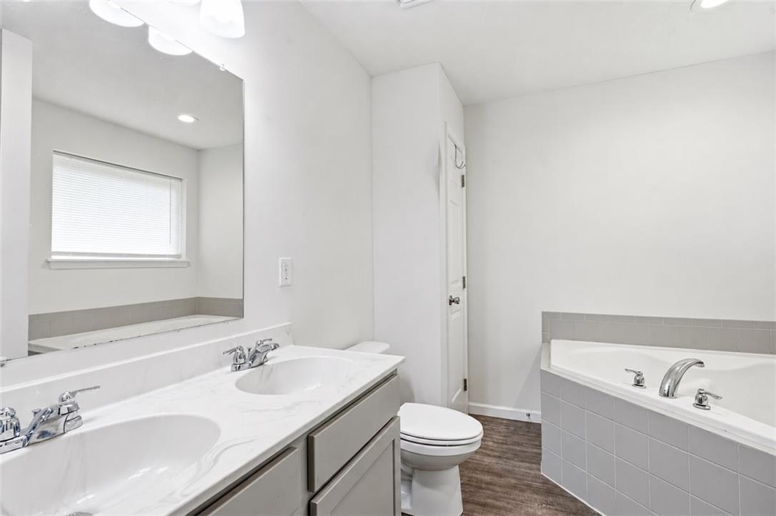 425 Scotch Pine Drive Property Photo 32