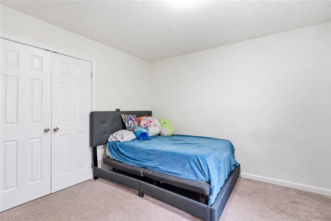 425 Scotch Pine Drive Property Photo 39