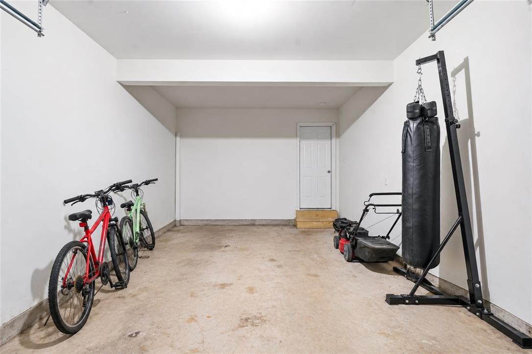 425 Scotch Pine Drive Property Photo 43