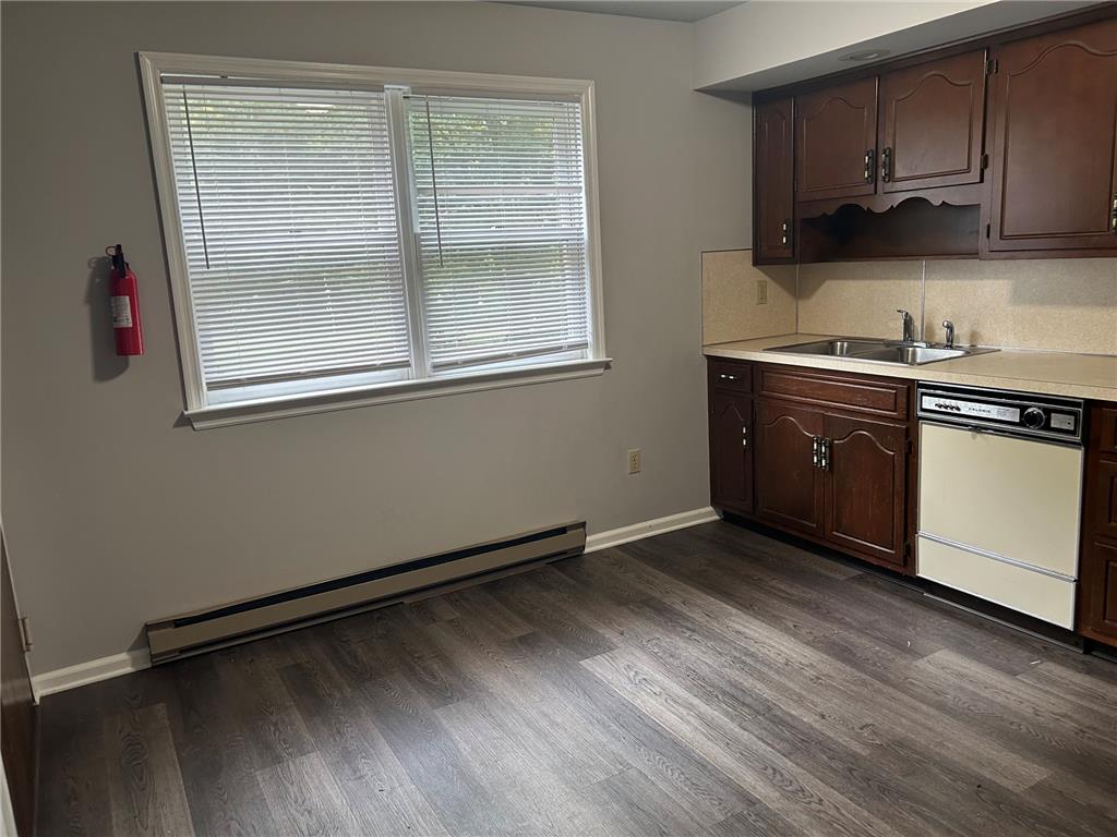 1662 Farmersville Road #1b Property Photo 4