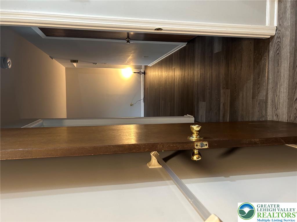 1662 Farmersville Road #1b Property Photo 10