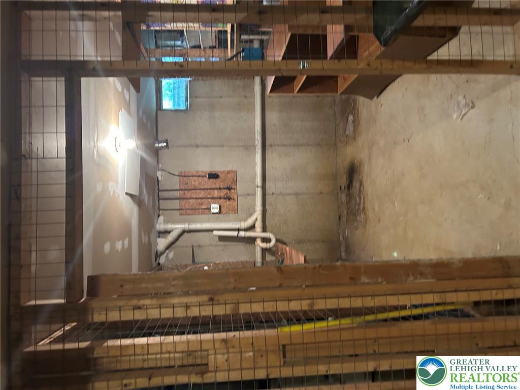 1662 Farmersville Road #1b Property Photo 13