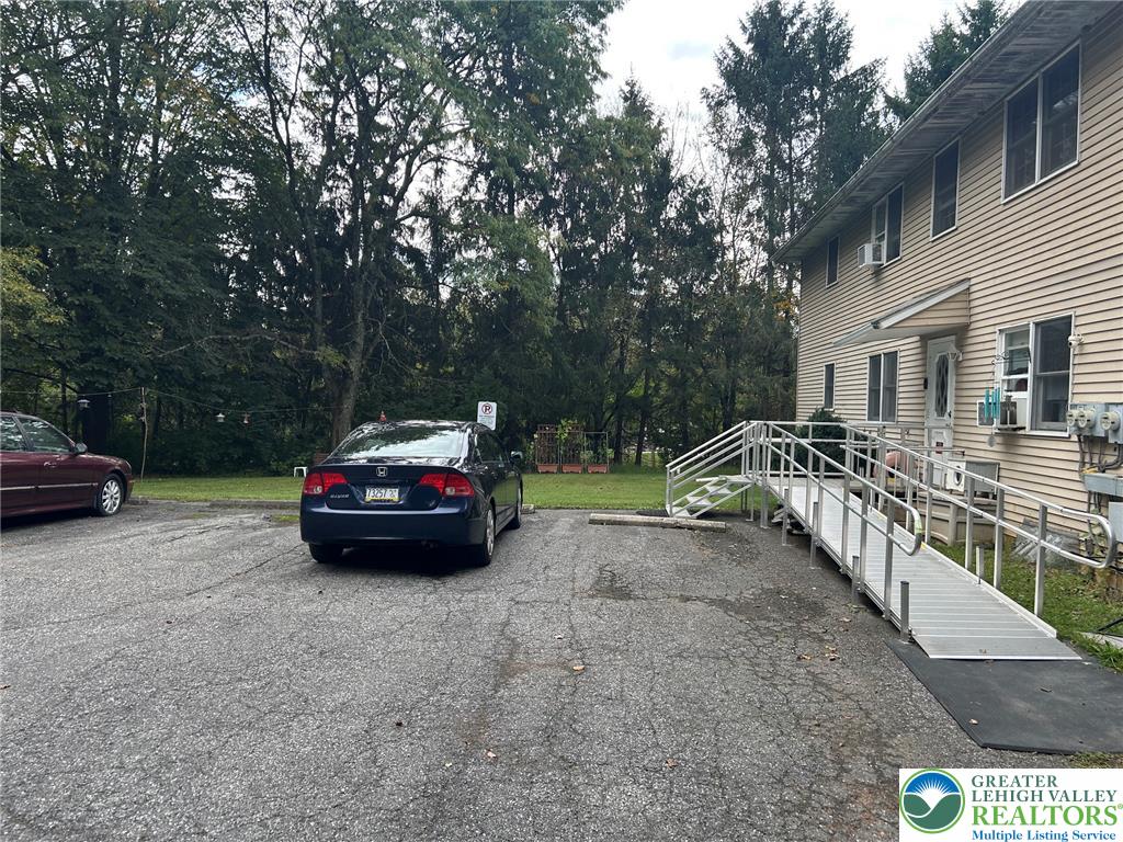 1662 Farmersville Road #1b Property Photo 16