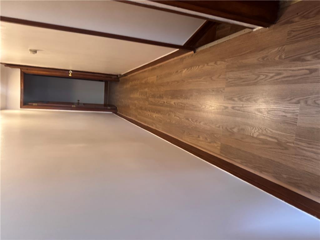 1044 Fullerton Avenue Property Photo 12
